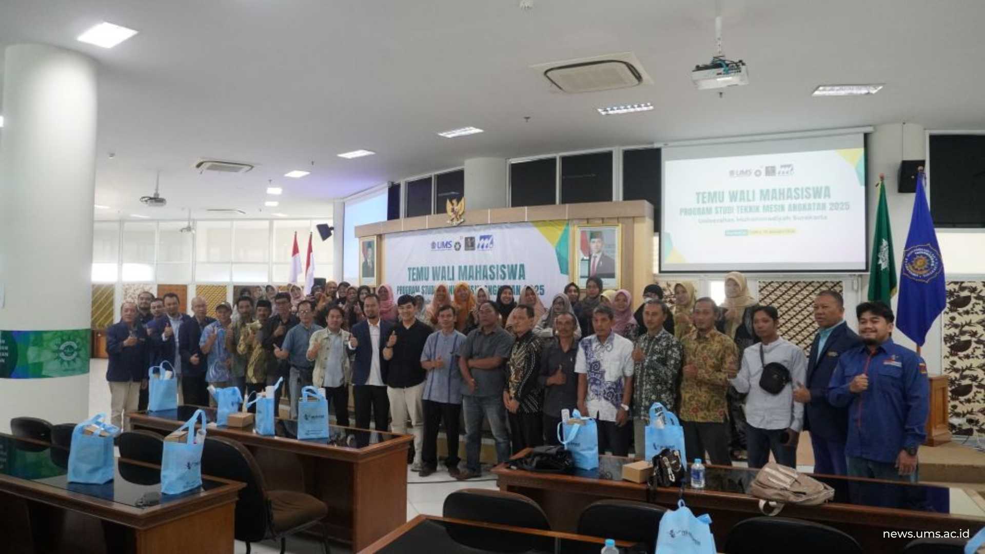 Prodi-Teknik-Mesin-UMS-Gelar-Temu-Wali-Mahasiswa-Perkuat-Sinergi-Kampus-dan-Orang-Tua-2 Prodi-Teknik-Mesin-UMS-Gelar-Temu-Wali-Mahasiswa-Perkuat-Sinergi-Kampus-dan-Orang-Tua-2